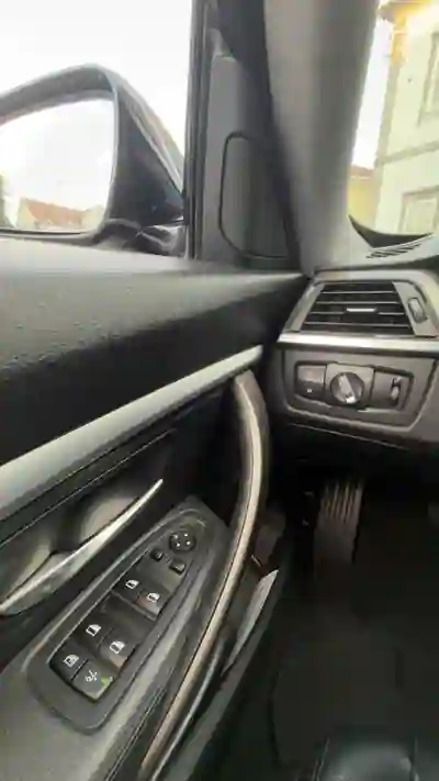 BMW 320 Gran Turismo 2014 - 14250 EUR, 245000 km - 245000km - foto 5 de 6