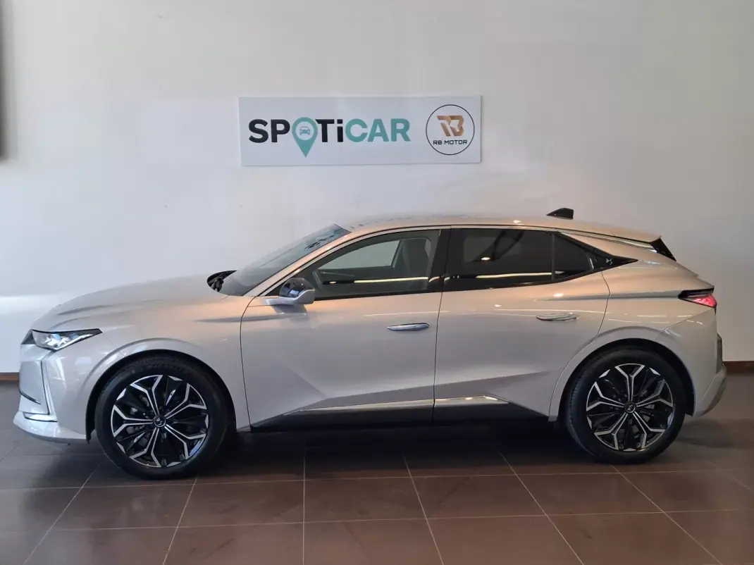 DS DS4 2025 - 27750 EUR, 29101 km - 29101km - foto 14 de 47