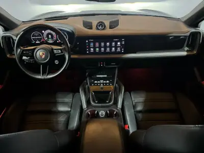 Porsche Cayenne Coupé 2024 - 109900 EUR, 58340 km - AUTO.MOTO.pt - 58340km - foto 7 de 21