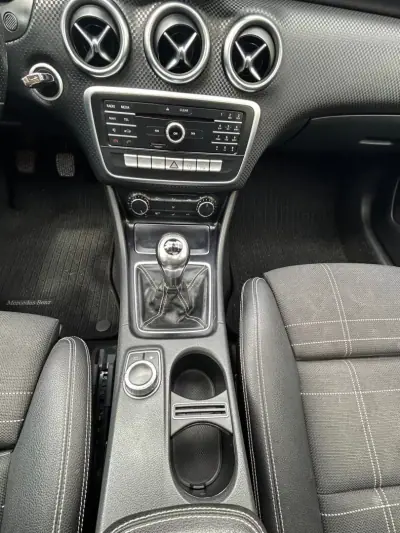 Mercedes-Benz A 180 2016 - 16750 EUR, 201775 km - AUTO.MOTO.pt - 201775km - foto 16 de 23