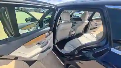 Mercedes-Benz C 180 2018 - 17990 EUR, 207000 km - 207000km - foto 10 de 11