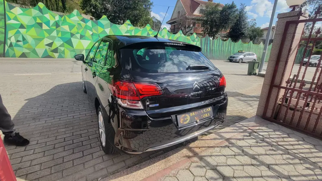 Citroën C4 2016 - 8990 EUR, 140000 km - AUTO.MOTO.pt - 140000km - foto 7 de 39