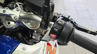 BMW F 900 R 2023 - 10900 EUR, 1060 km - AUTO.MOTO.pt - 1060km - foto 21 de 23