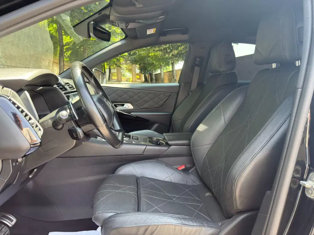 DS DS7 Crossback 2020 - 24000 EUR, 88000 km - 88000km - foto 16 de 23