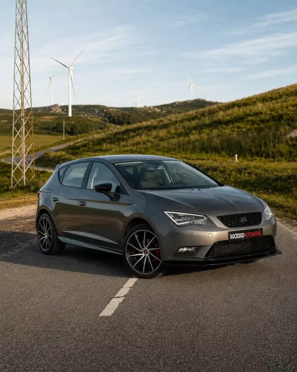 SEAT Leon 1.6 TDI Style Ecomotive 2015 Diesel — 147 368 km · Braga SEAT Leon 1.6 TDI Style Ecomotive 2015 Diesel