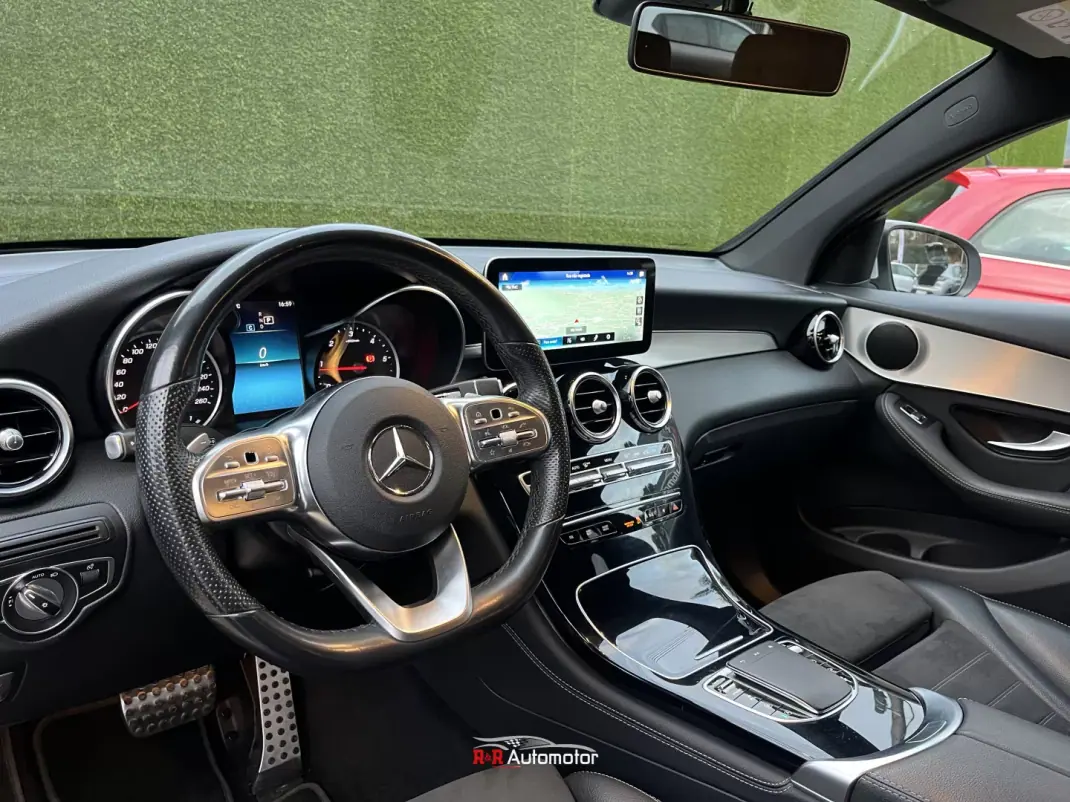 Mercedes-Benz GLC 300 2020 - 49900 EUR, 69000 km - AUTO.MOTO.pt - 69000km - foto 3 de 32