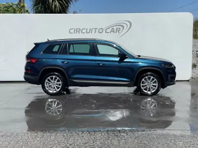 Skoda Kodiaq 2021 - 26500 EUR, 117793 km - AUTO.MOTO.pt - 117793km - foto 8 de 42