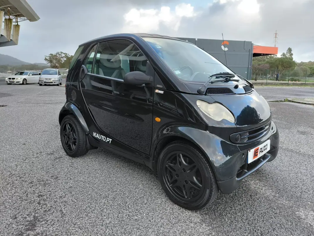 Smart Fortwo Cabrio 2004 - 3890 EUR, 224145 km - AUTO.MOTO.pt - 224145km - foto 9 de 18