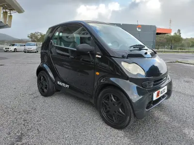 Smart Fortwo Cabrio 2004 - 3890 EUR, 224145 km - AUTO.MOTO.pt - 224145km - foto 9 de 18
