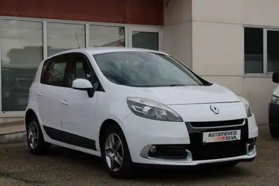 Renault Scénic 2012 - 7900 EUR, 212000 km - AUTO.MOTO.pt - 212000km - foto 5 de 21