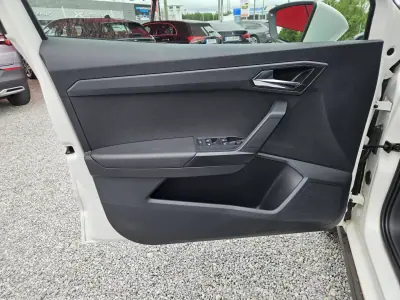 SEAT Arona 2018 - 15500 EUR, 115150 km - AUTO.MOTO.pt - 115150km - foto 17 de 51