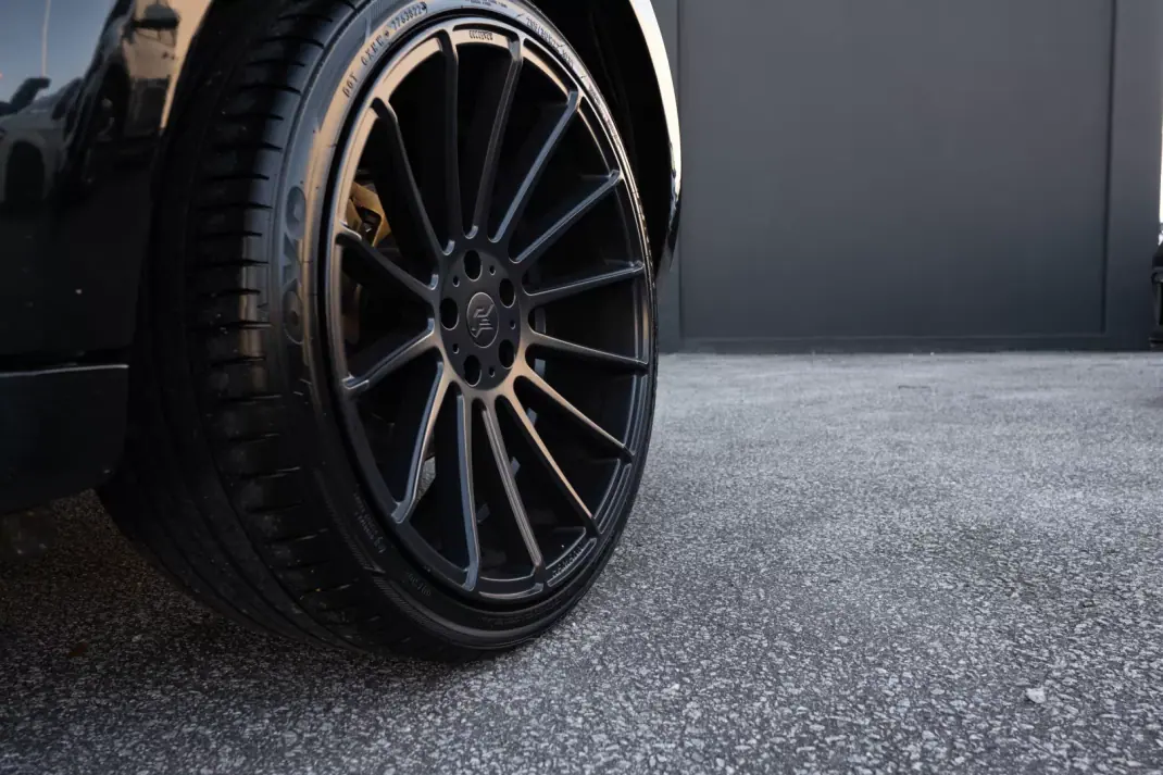 Porsche Macan 2014 - 35600 EUR, 199000 km - AUTO.MOTO.pt - 199000km - foto 45 de 47