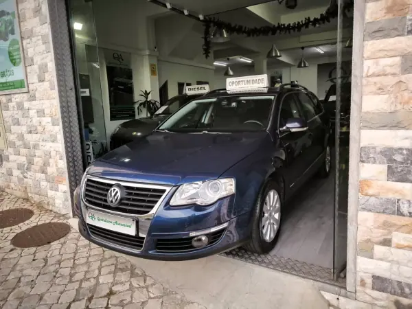 Volkswagen Passat Variant 2006 - 4950 EUR, 196789 km - AUTO.MOTO.pt - 196789km - foto 9 de 50