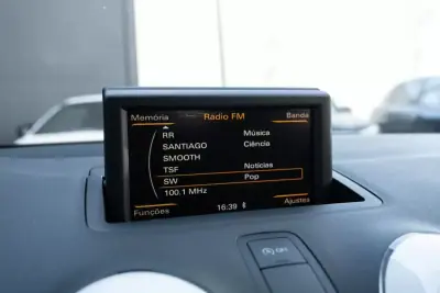 Audi A1 Sportback 2014 - 12999 EUR, 166122 km - AUTO.MOTO.pt - 166122km - foto 25 de 25
