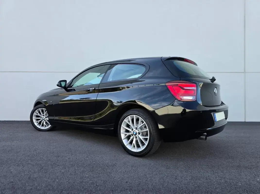BMW 118 2013 - 12500 EUR, 140000 km - AUTO.MOTO.pt - 140000km - foto 6 de 35