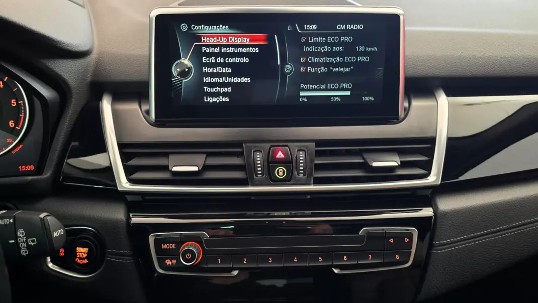 BMW 216 Active Tourer 2017 - 16990 EUR, 118407 km - AUTO.MOTO.pt - 118407km - foto 41 de 72