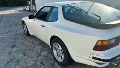 Porsche 944 1988 - 27500 EUR, 175000 km - 175000km - foto 4 de 12