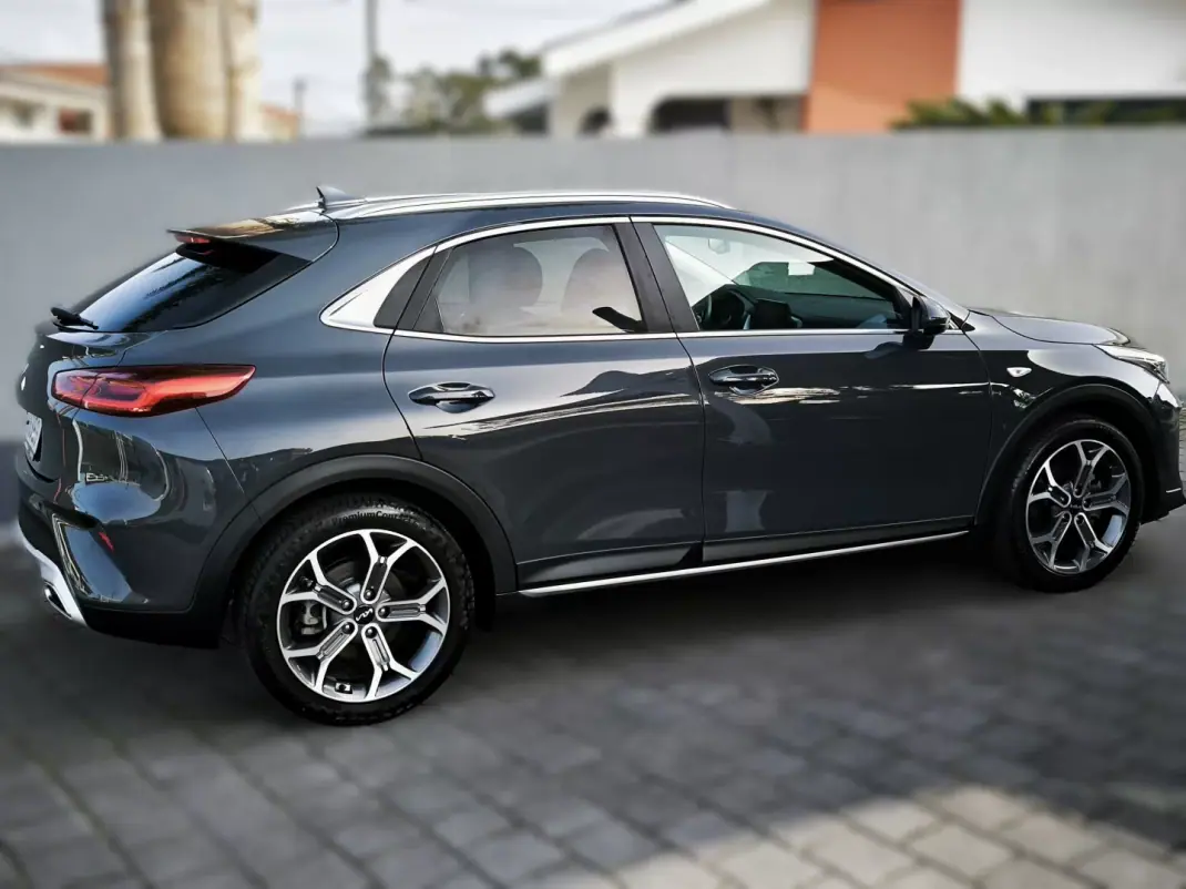 Kia XCeed 2022 - 18500 EUR, 29000 km - AUTO.MOTO.pt - 29000km - foto 17 de 50