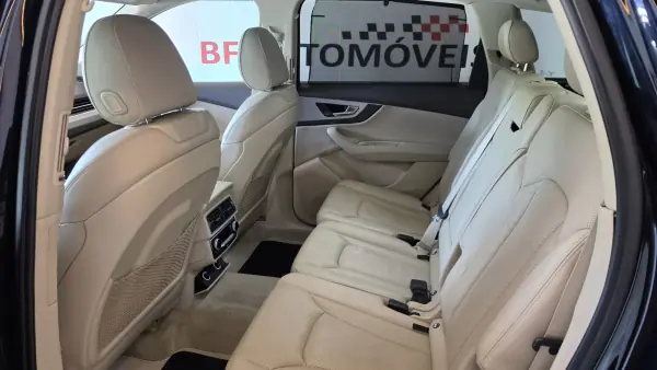 Audi Q7 2015 - 33900 EUR, 144656 km - AUTO.MOTO.pt - 144656km - foto 57 de 67