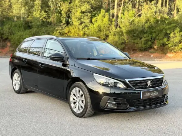 Peugeot 308 SW 2020 - 12900 EUR, 135154 km - AUTO.MOTO.pt - 135154km - foto 5 de 44
