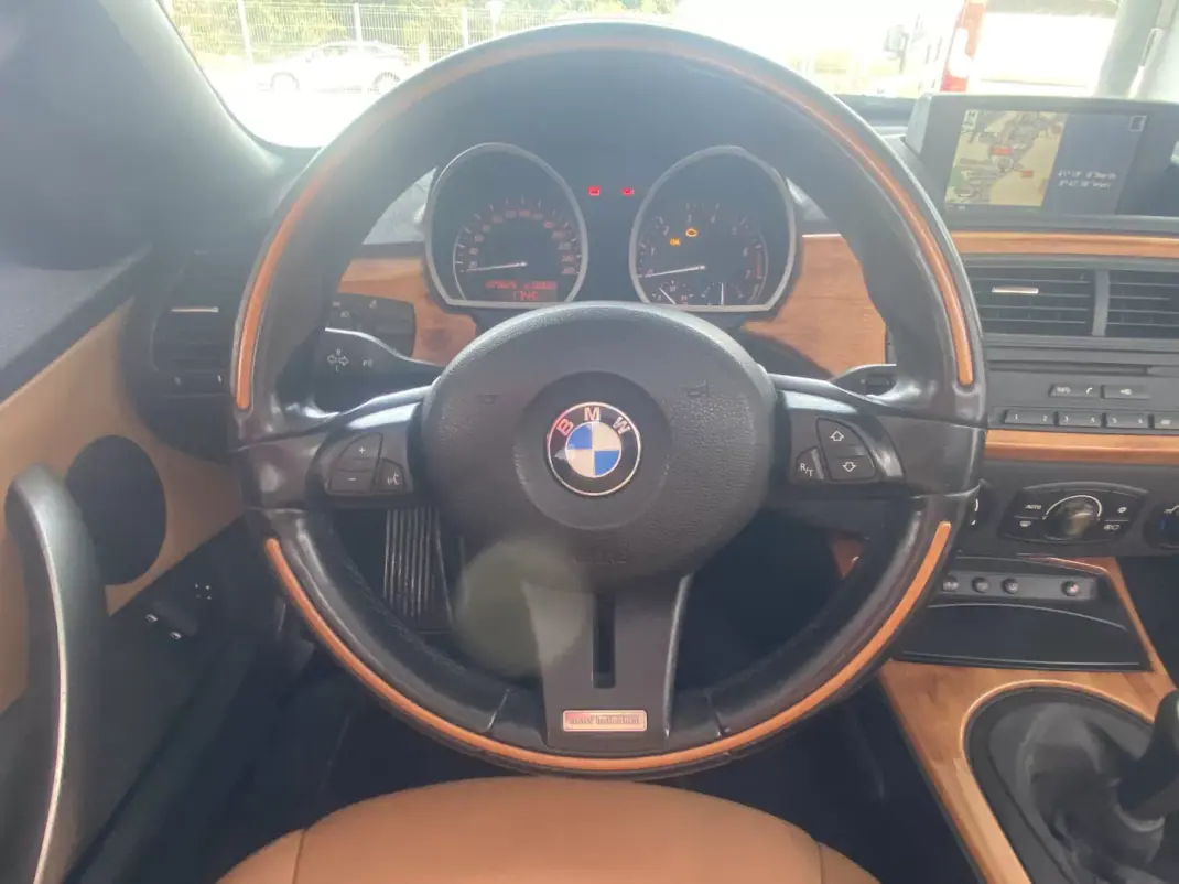BMW Z4 2006 - 13990 EUR, 229825 km - AUTO.MOTO.pt - 229825km - foto 11 de 19