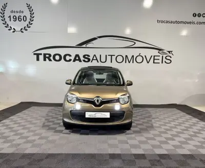 Renault Twingo 2015 - 7900 EUR, 124650 km - AUTO.MOTO.pt - 124650km - foto 23 de 42