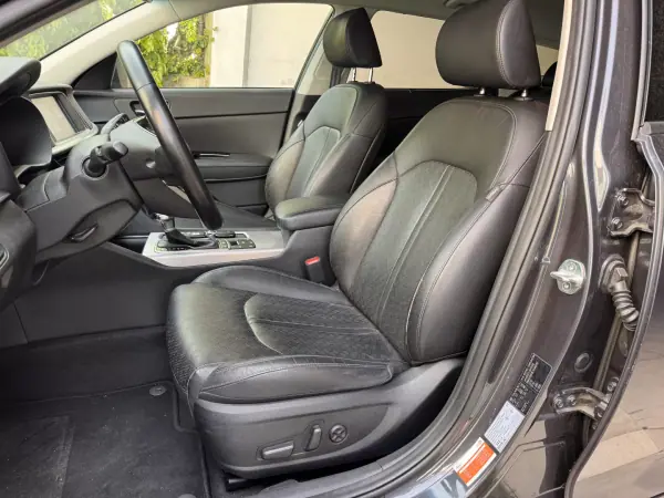 Kia Optima SW 2021 - 18500 EUR, 109915 km - AUTO.MOTO.pt - 109915km - foto 22 de 28