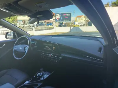 Kia e-Niro 2023 - 28490 EUR, 18622 km - 18622km - foto 13 de 17