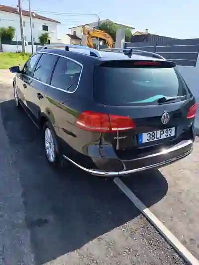 Volkswagen Passat Variant 2011 - 6565 EUR, 279000 km - 279000km - foto 9 de 14