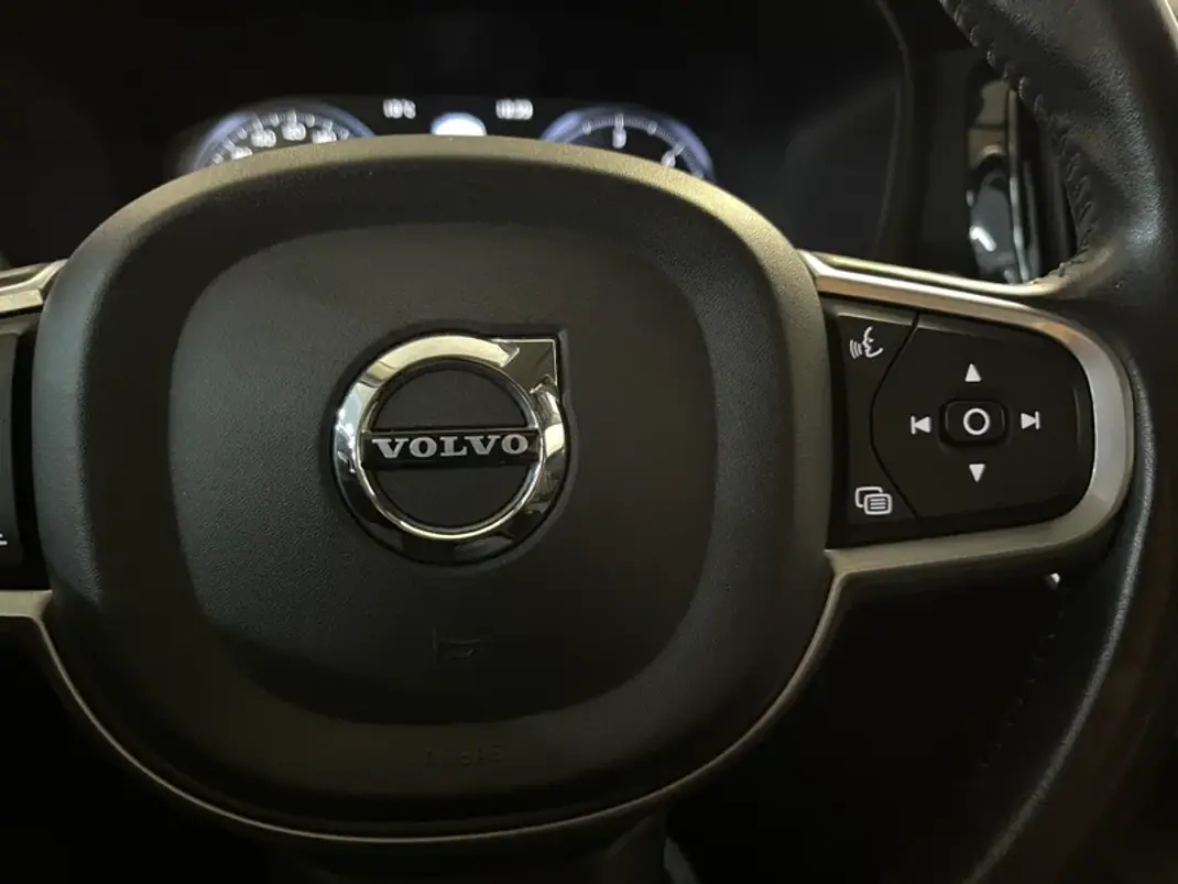 Volvo V60 2020 - 20950 EUR, 154000 km - AUTO.MOTO.pt - 154000km - foto 16 de 30