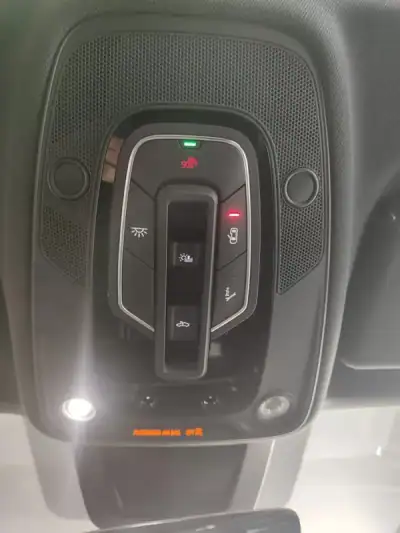 Audi SQ8 2020 - 81500 EUR, 141000 km - AUTO.MOTO.pt - 141000km - foto 35 de 37