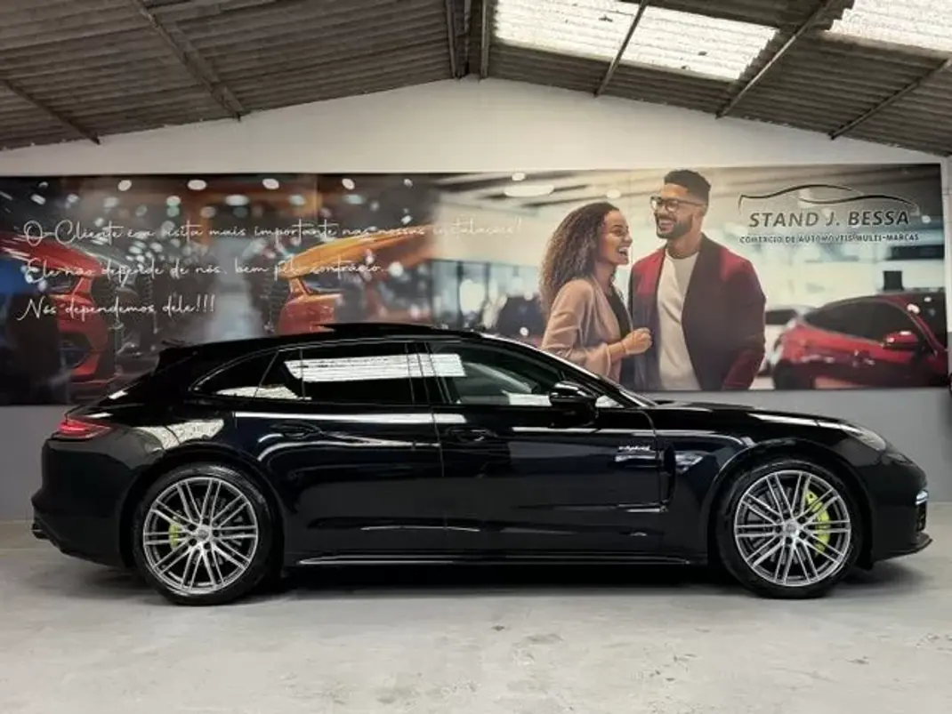 Porsche Panamera 2020 - 76990 EUR, 142770 km - 142770km - foto 24 de 25