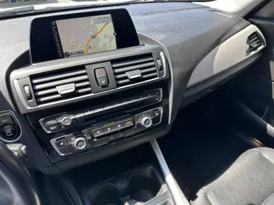 BMW 116 2015 - 14500 EUR, 200000 km - AUTO.MOTO.pt - 200000km - foto 31 de 50