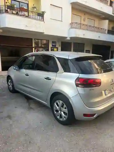 Citroën C4 Picasso 2013 - 7000 EUR, 252000 km - 252000km - foto 3 de 12