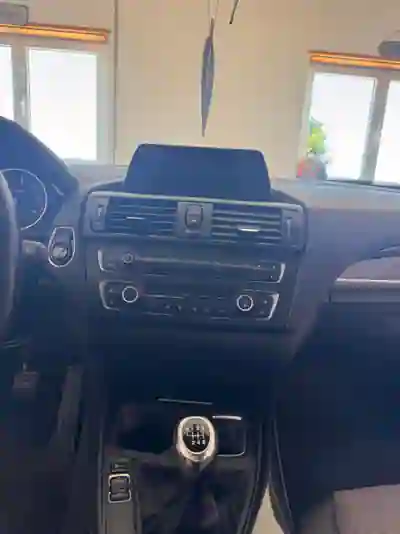 BMW 116 2013 - 9000 EUR, 210000 km - 210000km - foto 11 de 15