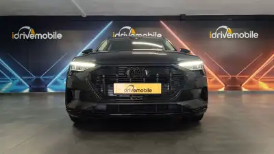 Audi e-tron 2019 - 42900 EUR, 78950 km - AUTO.MOTO.pt - 78950km - foto 13 de 58