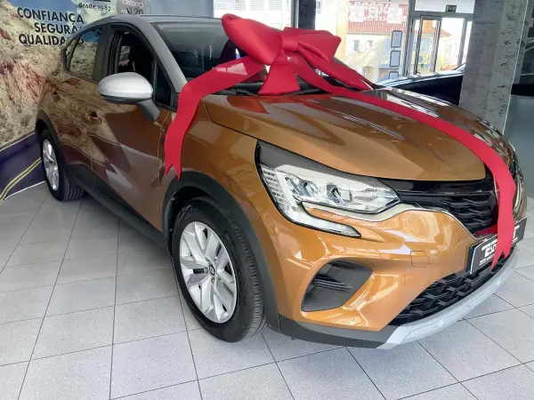 Renault Captur 2022 — foto 2 de 25
