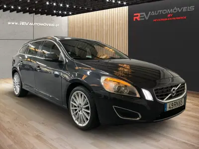 Volvo V60 2011 — foto 2 de 20