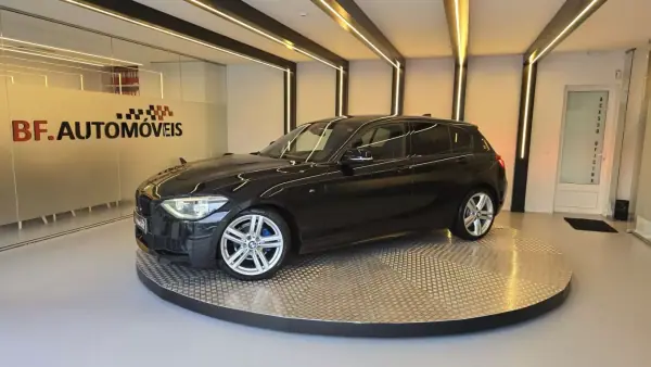 BMW 118 2013 - 12900 EUR, 205111 km - 205111km - foto 2 de 53