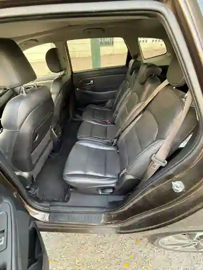 Kia Carens 2018 - 13500 EUR, 111520 km - 111520km - foto 10 de 15