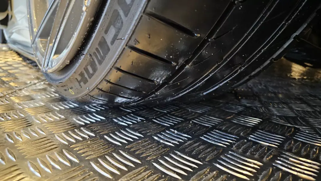 BMW 420 2014 - 28900 EUR, 189211 km - AUTO.MOTO.pt - 189211km - foto 23 de 42