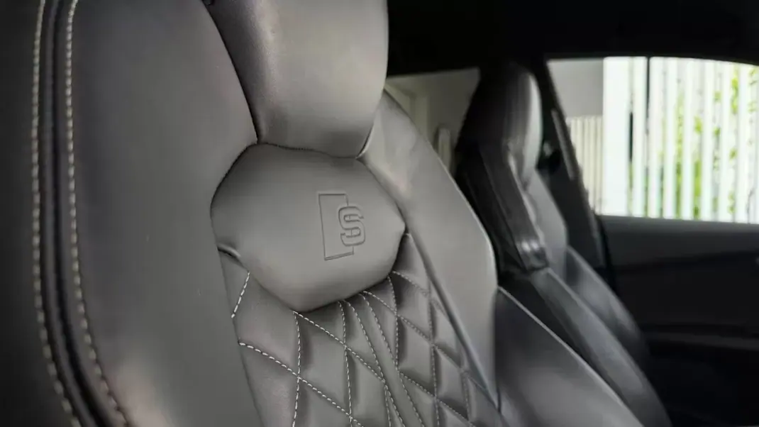 Audi Q8 2019 - 63990 EUR, 133725 km - AUTO.MOTO.pt - 133725km - foto 40 de 46