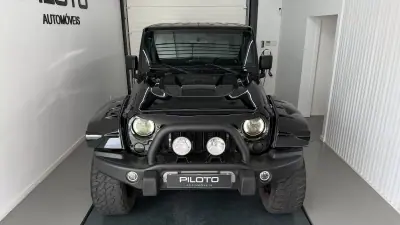 Jeep Wrangler Unlimited 2008 - 49990 EUR, 138464 km - foto 2 de 29