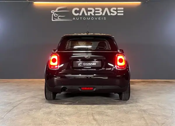 MINI 3 Portas 2015 - 11900 EUR, 63718 km - 63718km - foto 5 de 22