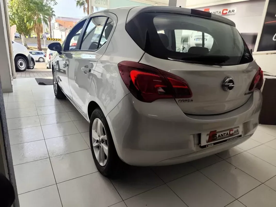 Opel Corsa 2018 - 10980 EUR, 118000 km - AUTO.MOTO.pt - 118000km - foto 11 de 23