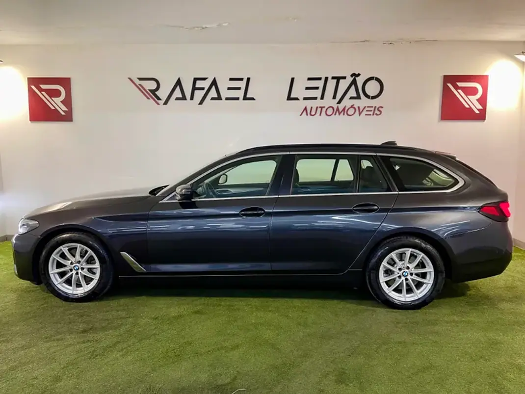 BMW 520 2023 - 35500 EUR, 72000 km - AUTO.MOTO.pt - 72000km - foto 9 de 32