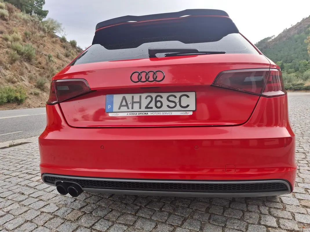 Audi A3 Sportback 2016 - 16500 EUR, 210000 km - AUTO.MOTO.pt - 210000km - foto 7 de 15