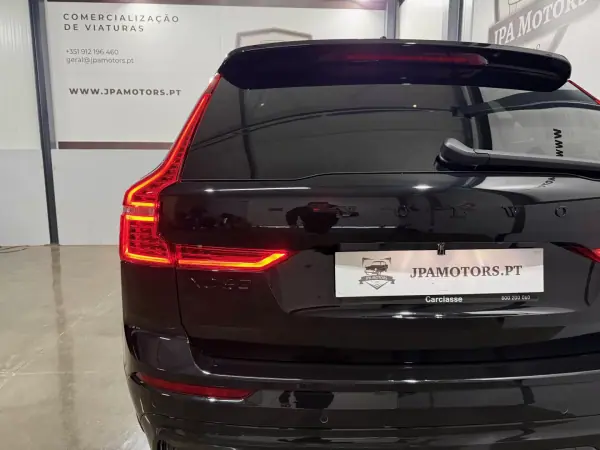 Volvo XC 60 2024 - 56900 EUR, 11000 km - AUTO.MOTO.pt - 11000km - foto 10 de 40