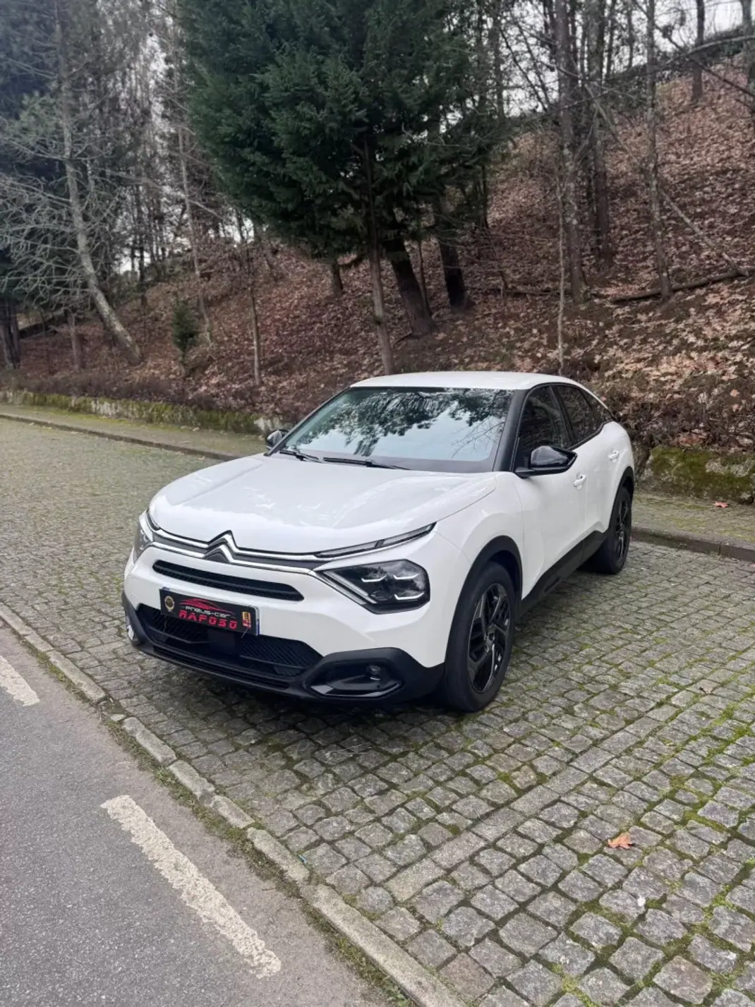 Citroën C4 2023 - 21500 EUR, 131039 km - AUTO.MOTO.pt - 131039km - foto 1 de 19