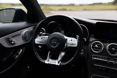 Mercedes-Benz C 43 AMG 2019 - 51490 EUR, 95000 km - AUTO.MOTO.pt - 95000km - foto 8 de 35